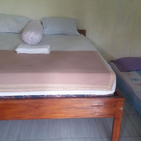 Pedek Homestay Praya Exterior photo