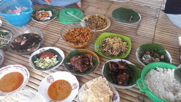 Pedek Homestay Praya Exterior photo